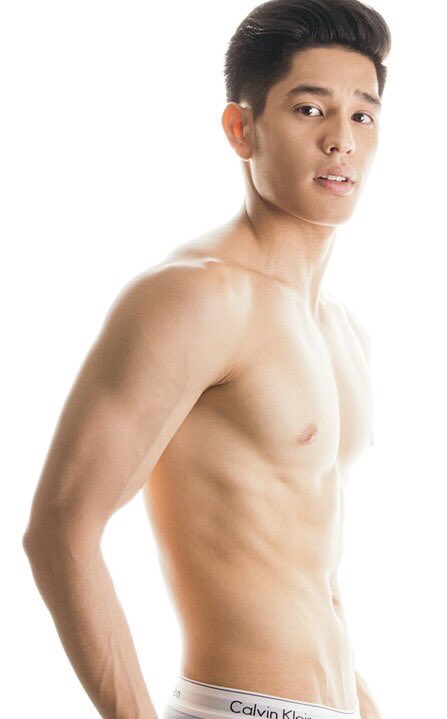 TheJakolDiary's tweet photo. RT TO BLESS SOMEONE’S TIMELINE... 👊🏻💦 https://t.co/oQtVhx8m1r