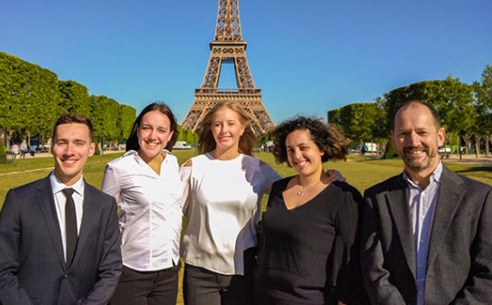 LetToysBeToys's tweet image. And congratulations to both @EACA_Inspire #edcomAV runners up too 👍🏽@reneesarahchung from the @Swinburne team wrote this piece on how they developed their “Play &amp;amp; Grow” campaign and what they learned over the process: swinburne.edu.au/news/latest-ne…