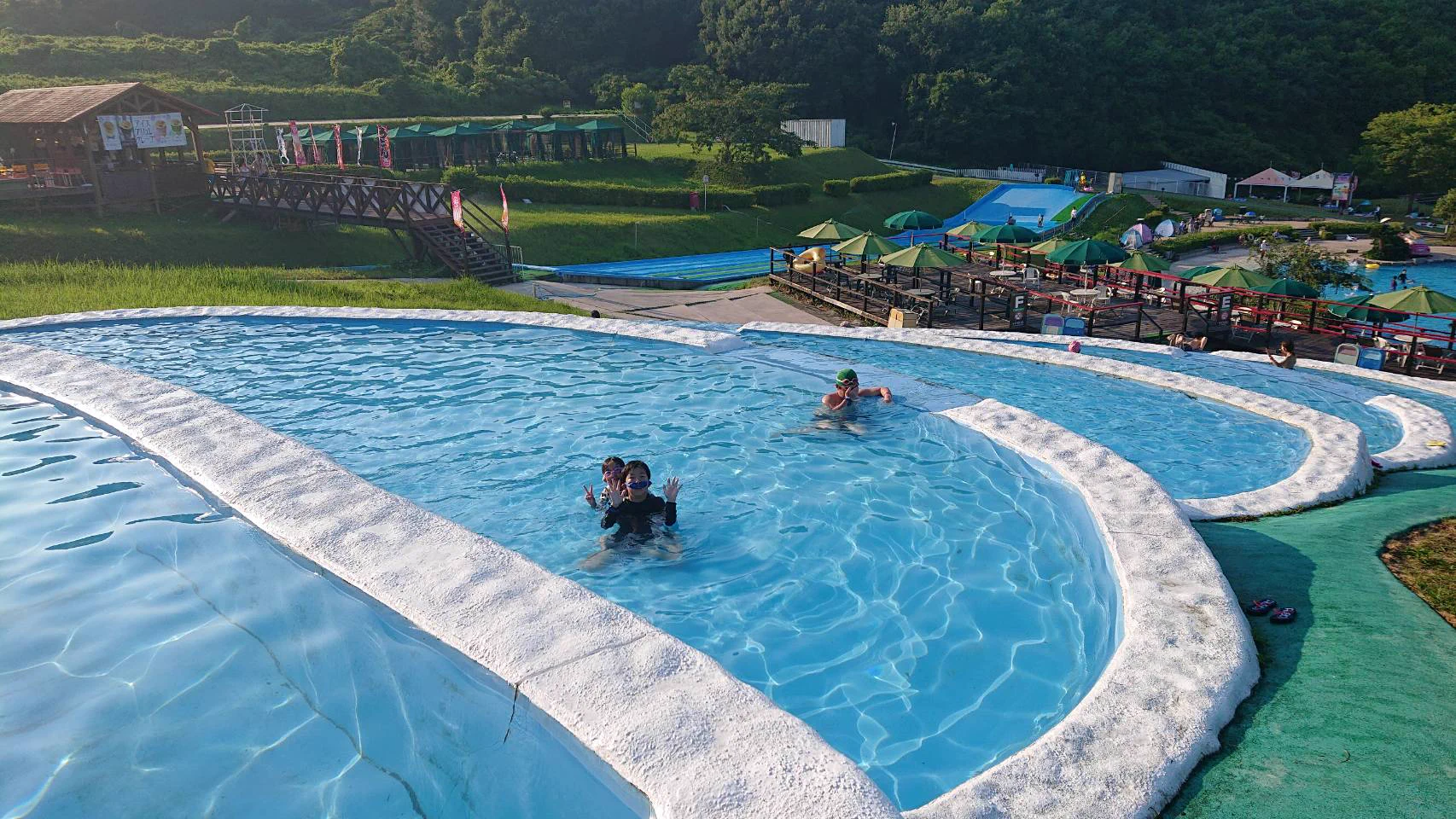 穴場スポット？自虐芸に走っている姫路セントラルパークがガラガラwww