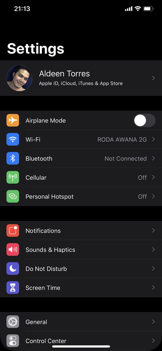 aldeentorres's tweet photo. Dark Mode #iOS13beta4 https://t.co/9UFZITUe7E