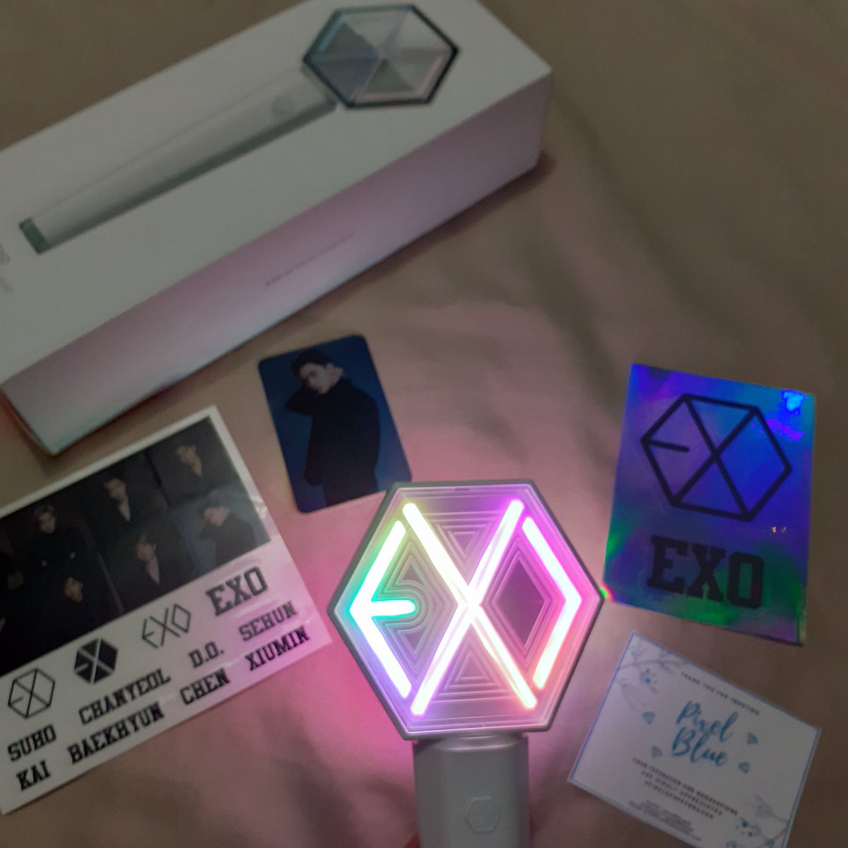 xiuweyy_binskun's tweet photo. SUPER GANDA NYAAAAA!!! THANK YOU KAY ATE PAM @pixelblueph SUPER CHEAP FOR THE ETA AND AUTHENTIC! SUMABAY PA SYA SA CONCERT TIX KO IM SO HAPPPYYYYYY!!!! I hope ate lumaki pa yung shop mooo super trusted toooo! #PixelPHFeedbacks https://t.co/5Pdv5rY6ZL
