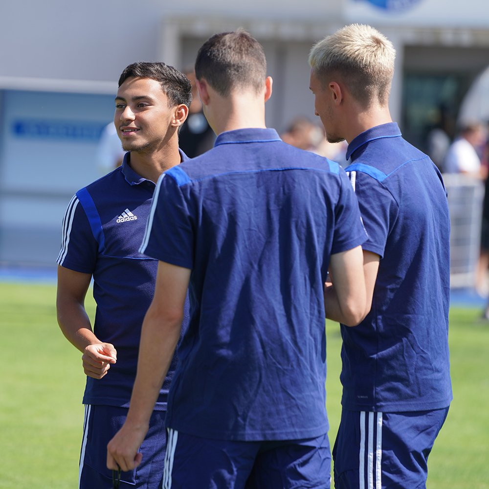 RCSA's tweet photo. @UNFP #RCSAUNFP | Cette ultime rencontre de préparation se disputant trois jours après #MHFCRCSA, le Racing évoluera sous le soleil d'#Erstein avec un effectif réduit et rajeuni ! https://t.co/JPOtRorIjX