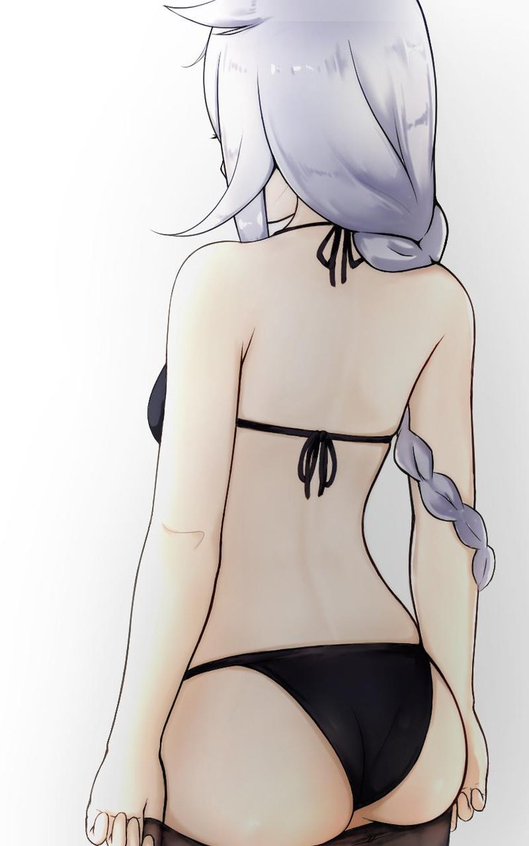 海風なら自分で髪結べると思ってたけど、妖精さんがやってくれる考えもあるか 