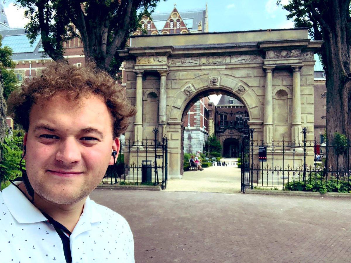 jrnht's tweet photo. Daar is hij dan! De enige overgebleven stadspoort van de stad Groningen: de Herenpoort. Nu (nog) in de tuin van het Rijksmuseum. Hopelijk ooit weer te bewonderen op het Hereplein in de stad. #gr050 https://t.co/9vuSH869eF