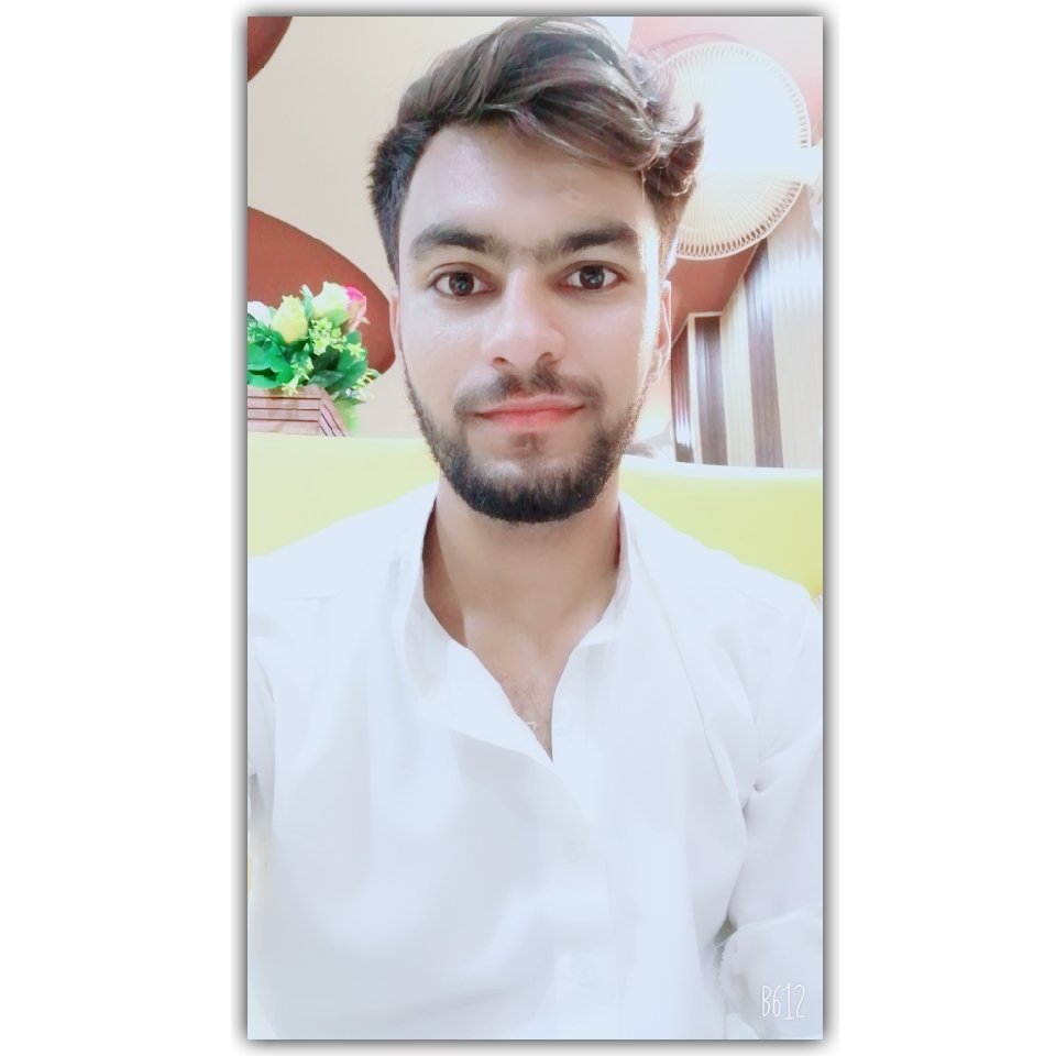 JuNaiD_RaZa333's tweet photo. Send Thora Sa Payar 😍
#NewProfiIePic https://t.co/PZ025k6FDA