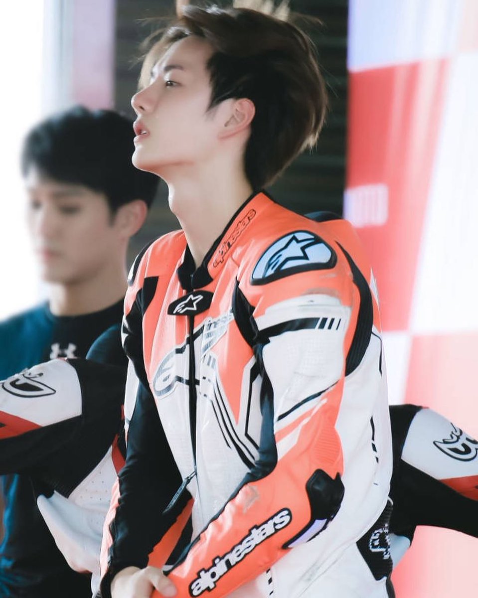 yiboxme's tweet photo. แฟนไบก์เกอร์🤟🏻🤟🏻  #ปรมาจารย์ลัทธิมาร #TheUntamed #电视剧陈情令 #yibo #WangYibo #YiboWang #UNIQ #UNIQ王一博 #หวังอี๋ป๋อ #อี้ป๋อ #หลานวั่งจี #หลานจ้าน #วั่งจี https://t.co/b84c9d9fZH
