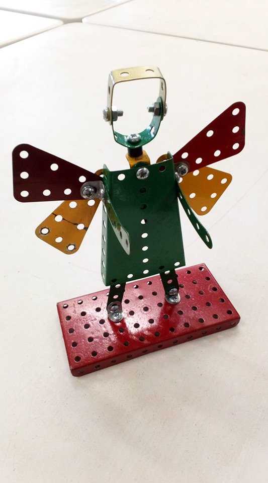 This stunning Meccano fairy was made at our Father's Day Event by a young lady. Unfortunately, the artist left without taking her model. We think it's a brilliant creation and we'd love to reunite it with the owner. Please RT and help us get it back to the owner!
@Bristol_People