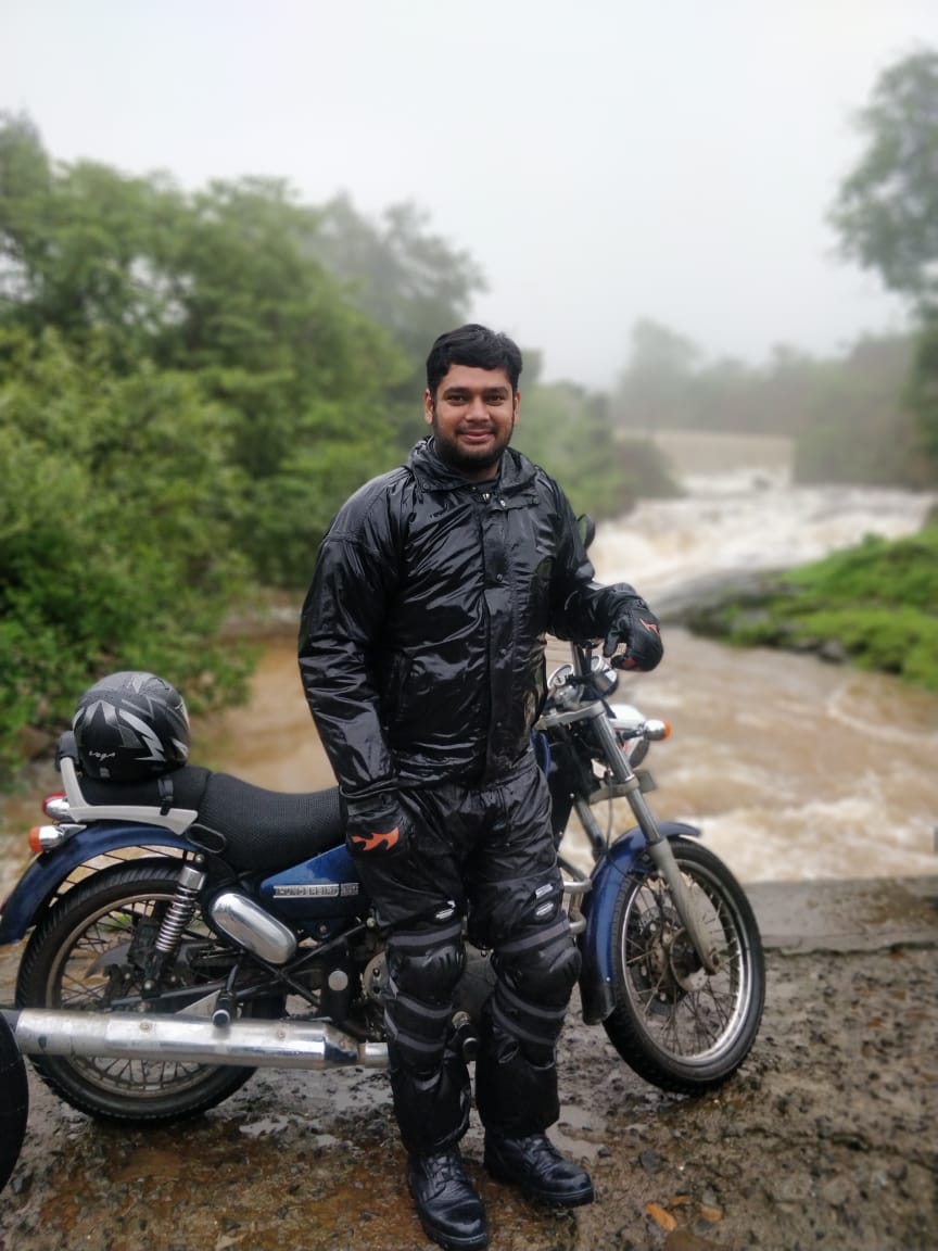 KnightRiderzRC's tweet photo. #KRRCPune #Ride #No #145 #TripleFortRide #Ghangad #TailaBaila #Korigad #RideWithPride #RideWithKRRC #RoyalEnfield #Bullet #OffRoad #Ghat #HeavyRainFall #KRRCPalghar @KnightRiderzRC @royalenfield https://t.co/QuCgAKxC0S https://t.co/6dHec214sU