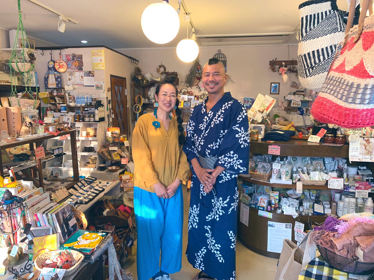 岐阜城盛り上げ隊 公式 Pa Twitter 光秀ツィート 岐阜城より少し北にある光秀オススメのお店 Flamant フラマン 岐阜の作家物や フェアトレードの商品 ロシア雑貨が沢山置いてある雑貨屋 この地で11年 岐阜市加納へお引越しするようで只今 全商品sale中 8月