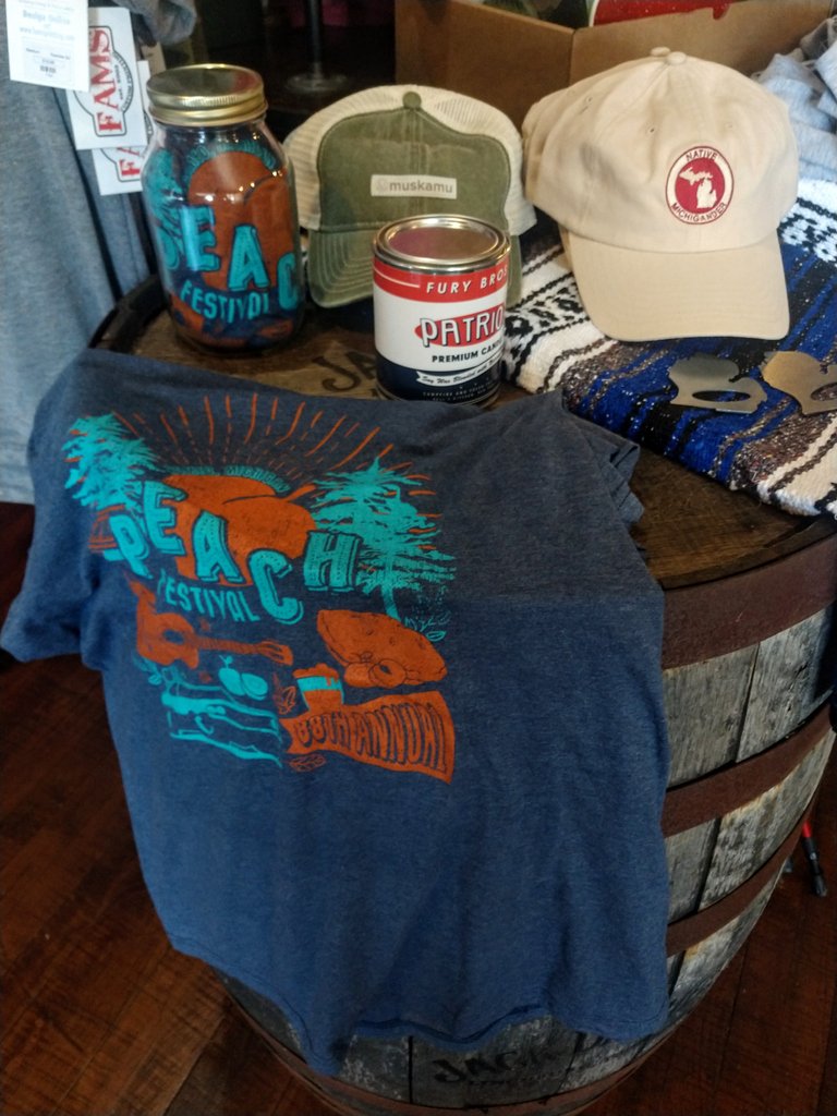FAMSPrinting's tweet photo. Everything Michigan Made β
#michiganmade #preemo #checkmeout #native #northernlifestyle #lifestyle #furybros #candles #muskamu #romeo nativeblankets #patriotic #preemotees https://t.co/qTfpK0LwvD