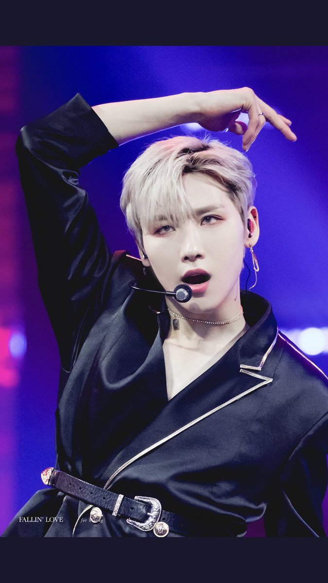 0606_0506's tweet photo. この目すばらしい。ノーベル賞だわ。
#ABIX  #WOONG https://t.co/ayanQyAs7R