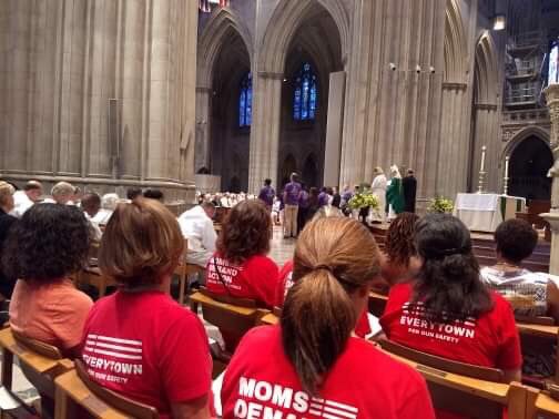 Thank you, @WNCathedral, for recognizing and welcoming the @MomsDemand members attending services today while in town for #GSU19. #ElPaso #Dayton #KeepGoing