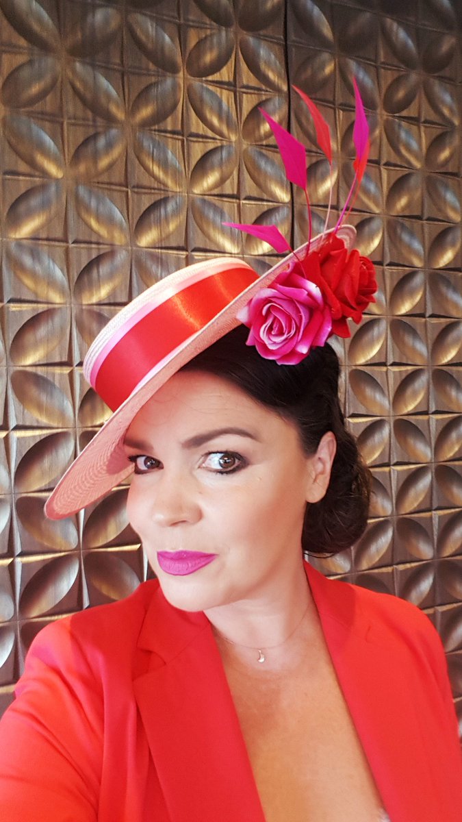 EdelStaunton's tweet photo. That's a wrap @Galway_Races. Great week of fun and style.
#galwayraces #galway #edelstaunton #milliner #millinery https://t.co/I4wxDEAtak