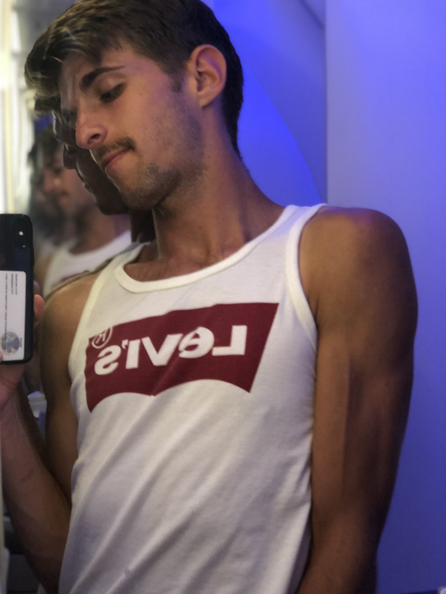 jordanmower16's tweet photo. ...who doesn’t have a photoshoot in that airplane bathroom?

#yeahmeeither https://t.co/ed7pRJmi9i