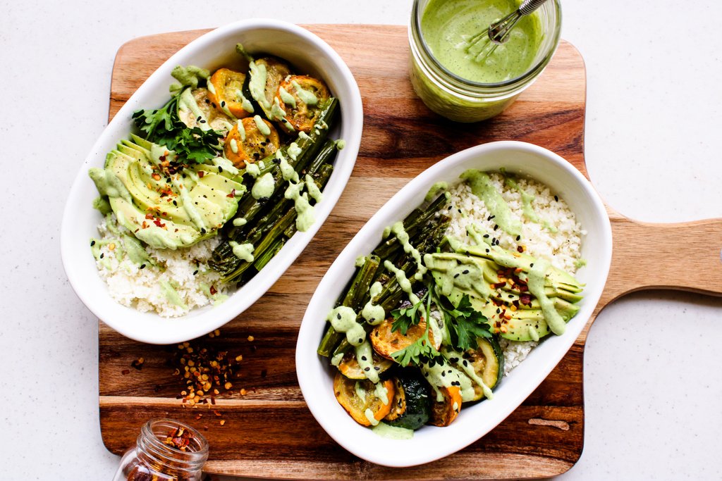 culcherd's tweet image. Fresh, light &amp;amp; flavourful summer bowls are the perfect way to take advantage of the season's vegetable bounty. Here, we topped ours with a herby vegan "ranch sauce" - find the recipe on our Instagram! #howtouseculcherd #dairyfree #flavourfirst #itsnotdairy #plantbased #culcherd