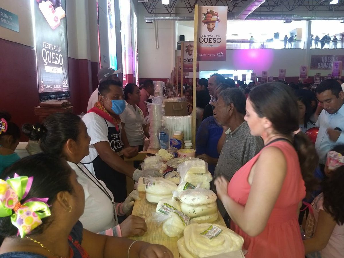 Turismo_Tabasco's tweet photo. ¡Hoy es el último día del Festival del Queso 2019!

Pero aún hay mucha variedad de quesos tabasqueños para deleitar tu paladar. Te esperamos en el Centro de Convenciones de Tenosique, Tabasco.

#QsoFest #SomosLaGeneraciónQ #Quessenials #ArmalaEnTeno https://t.co/N5jOjRxce1
