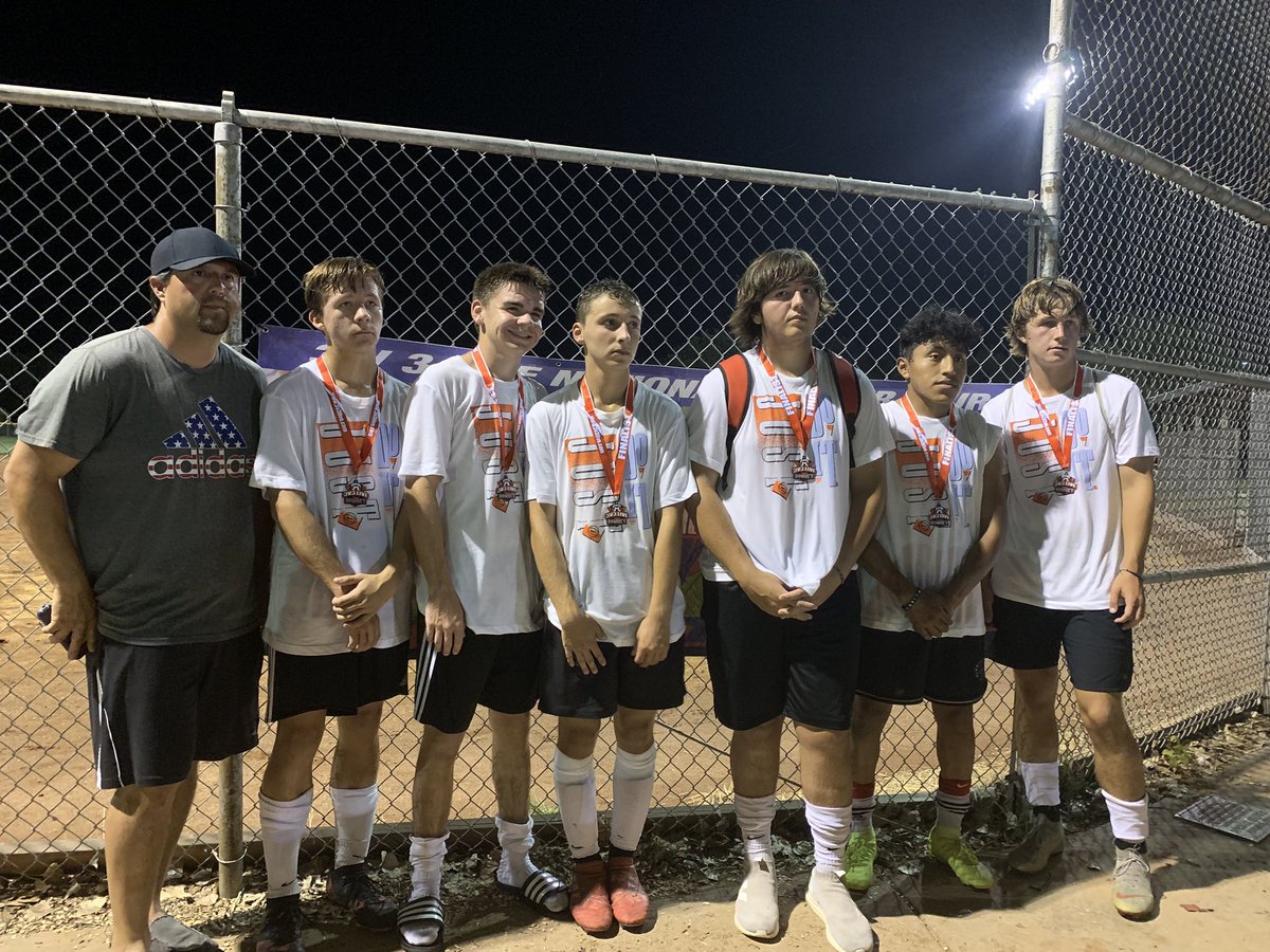 gavyn_bales's tweet photo. Before. During. After. #3v3LiveUnderTheLights https://t.co/bJPSqylJCq