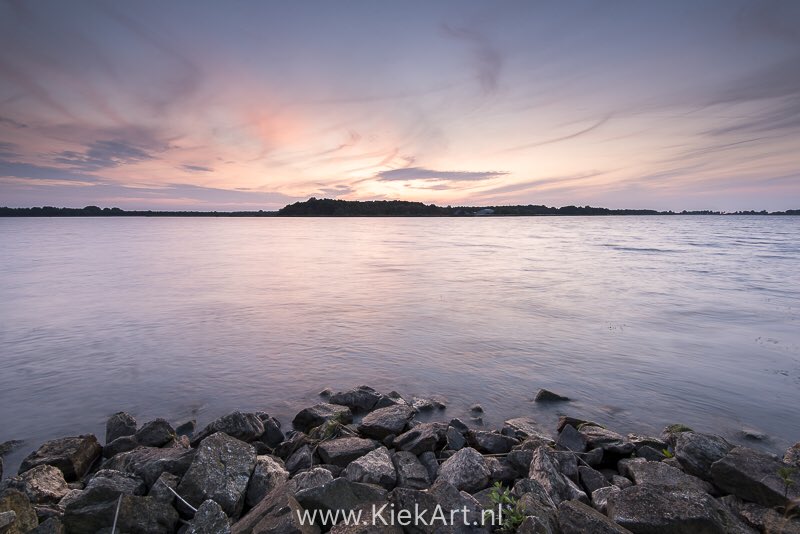 PetraKugel's tweet image. Klein beetje kleur aan het #Oldambtmeer vanavond. #Oldambt #fotografie #landscapephotography
