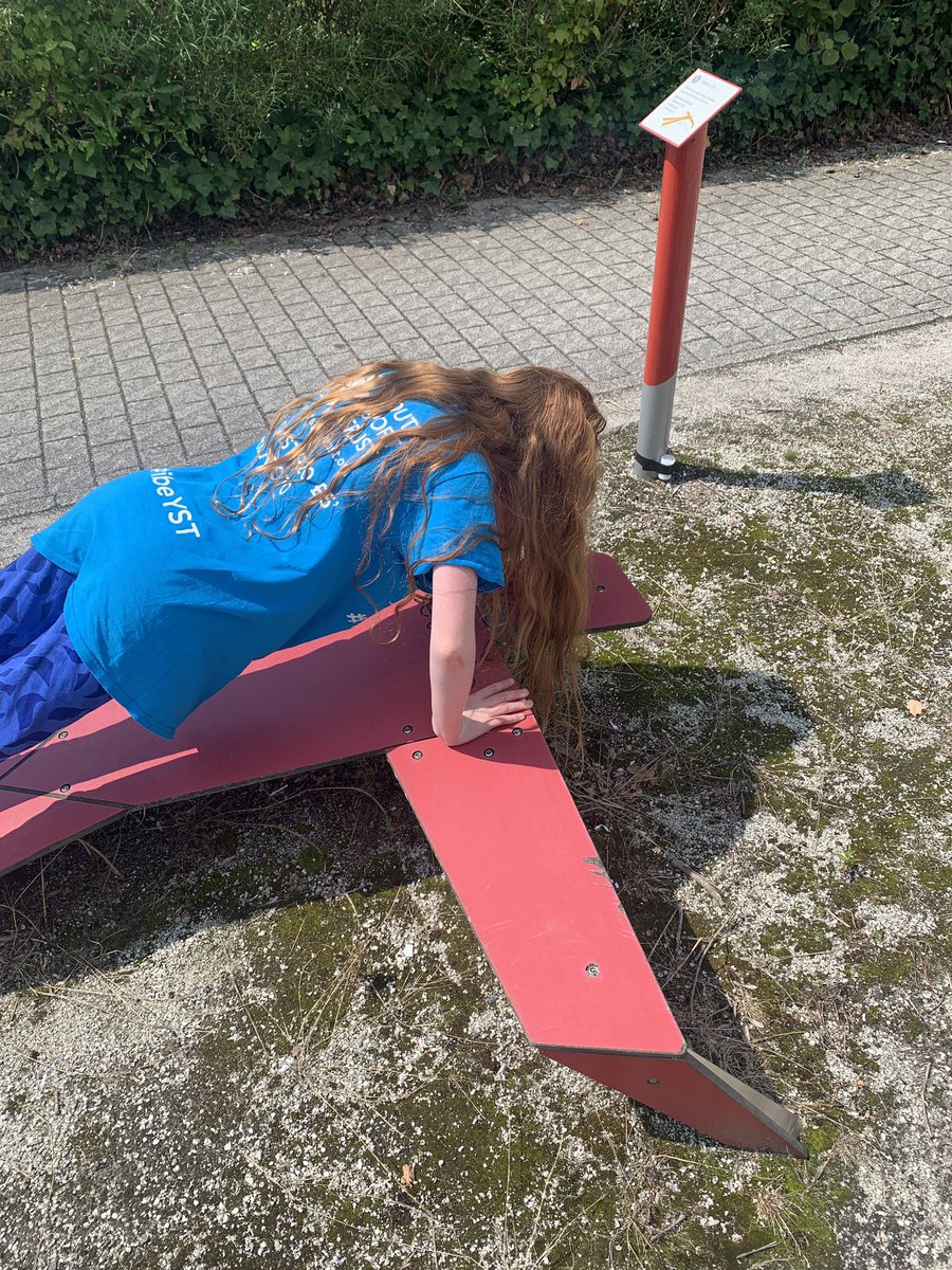 rachfmackenzie's tweet photo. Friday was “take your kids to work day” for me. Obviously we had to do the @YouthSportTrust fitness trail. Think we need one of these in our village. #fitfam #active3030 https://t.co/rLX5RwjBk5