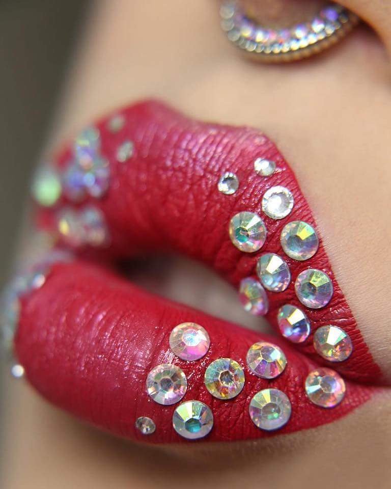 rockalatina's tweet photo. #red #lip #lipstick #glitter #strass #redlips #redlipstick #love #makeup #beauty #addiction #essence #catrice and #marykay #makeuplover #redlipslook #loveredlips #loveredlipstick #beYOUtiful #beyourownkindofbeautiful #beyourself https://t.co/V6kLcmBsjY