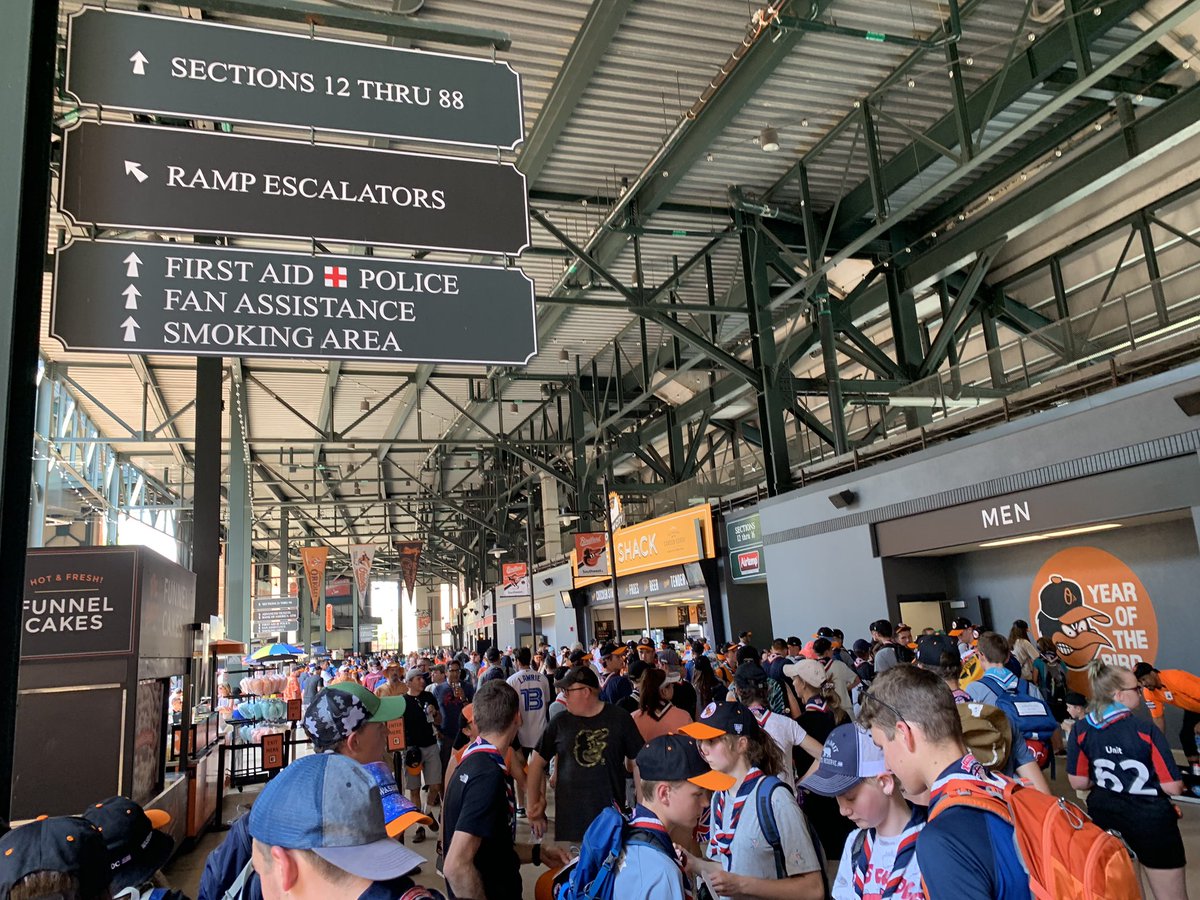 WSJunit56's tweet image. Had a great afternoon at the Baseball, ⚾️ it seemed like a slightly more complicated game of rounders played on a bigger field? We had fun and even sang our national anthem with the other 4,000 brits in the stadium 🇺🇸🇬🇧#UK24WSJ