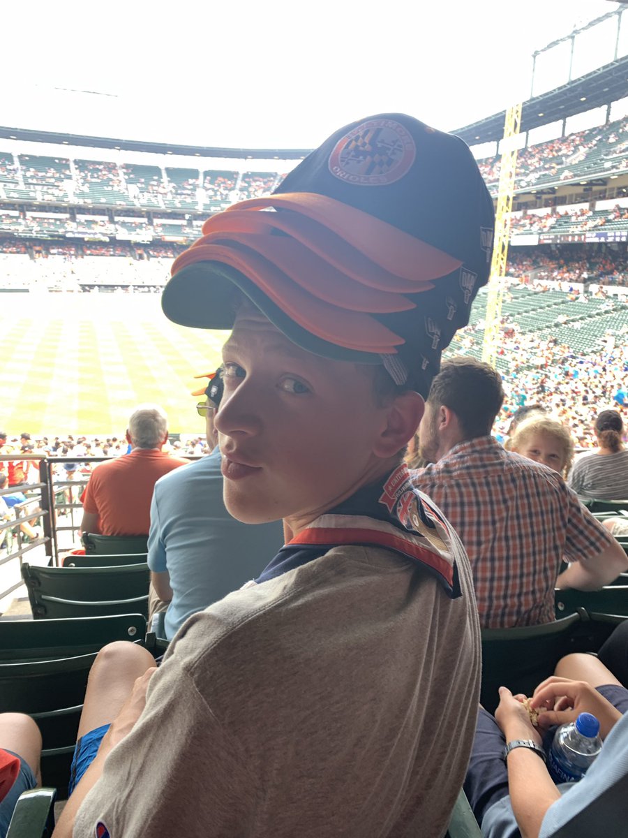 WSJunit56's tweet image. Had a great afternoon at the Baseball, ⚾️ it seemed like a slightly more complicated game of rounders played on a bigger field? We had fun and even sang our national anthem with the other 4,000 brits in the stadium 🇺🇸🇬🇧#UK24WSJ