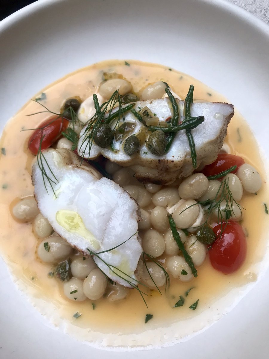 Which London restaurant, WITHOUT a Michelin ⭐️ is the most obvious omission? 

For me, it’s Luca in EC1. It’s easily a one ⭐️ 

As a guest, everything there feels like effortless excellence. 

I ate there again last night and it’s superb. This monkfish especially.