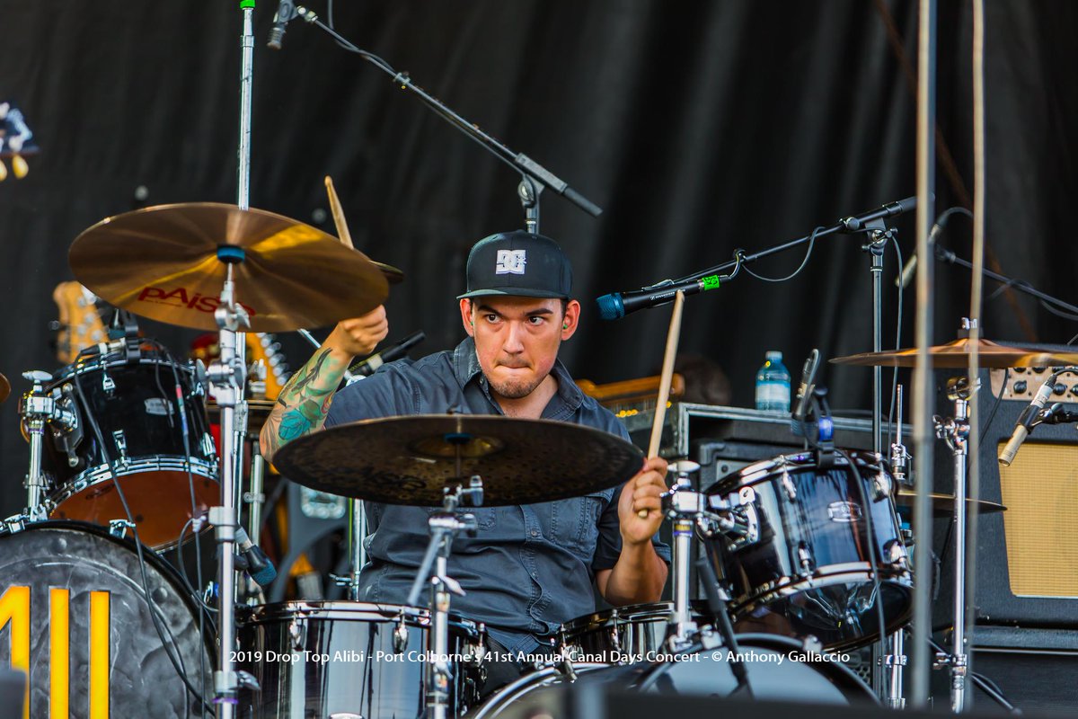 A_Gallaccio's tweet photo. .@drop_top_alibi #concert @CanalDaysPC @PortColborne #droptopalibi #canaldays #porticipate #portcolborne https://t.co/YRv8Cs52Tw https://t.co/nDREs322gZ https://t.co/HVRWqnYeJE