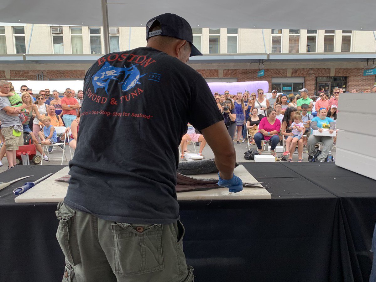 BostonSeafoodFest tweet media