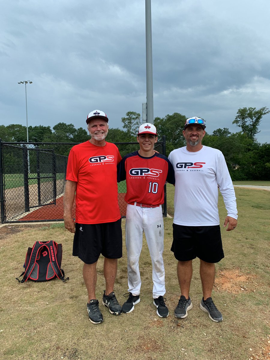 CamW2021's tweet photo. I had a great season with some great coaches. They taught me so much more than just added knowledge about the game, they gave life long advice that will help me in my career. @BartBratcher @liam_fach thank you!! @GPSTEXASBASEBA1 https://t.co/UkwAKGgwel