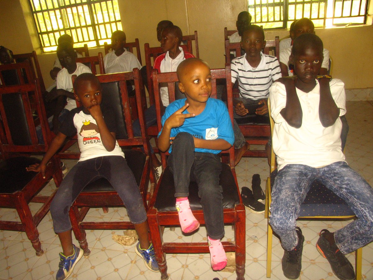 MutumayiJ's tweet photo. Did you know that #ACT ( Alliance Center Of Technology) has another program for children in #Kakuma? #HOLIDAY_WAVE is a new program at #act , that occupies young children to learn #computer during Holidays . Adult and children Can learn computer at ACT .
#HotStudio
#wellborncreat https://t.co/1u3xorHFiT