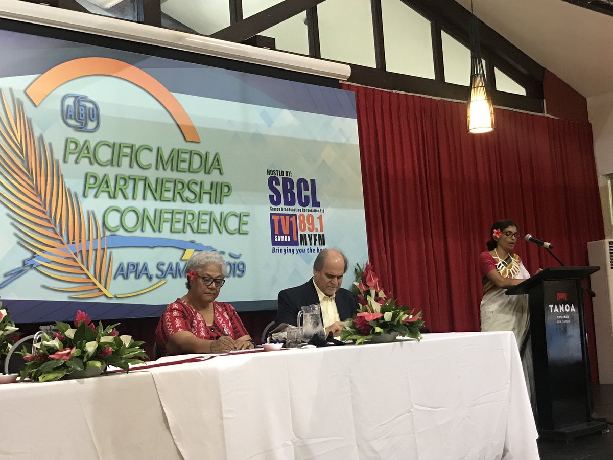 SMarinescu_UN's tweet photo. The Pacific Media Partnership Conference co-organized by @UNESCO_Pacific, Asia-Pacific Broadcasting Union & @samoagovt started in #Apia w/ confidence that Media will continue 2 hold accountable our leaders 4their words, decisions & action affecting people's lives & #planetfuture https://t.co/cwifYazcC2