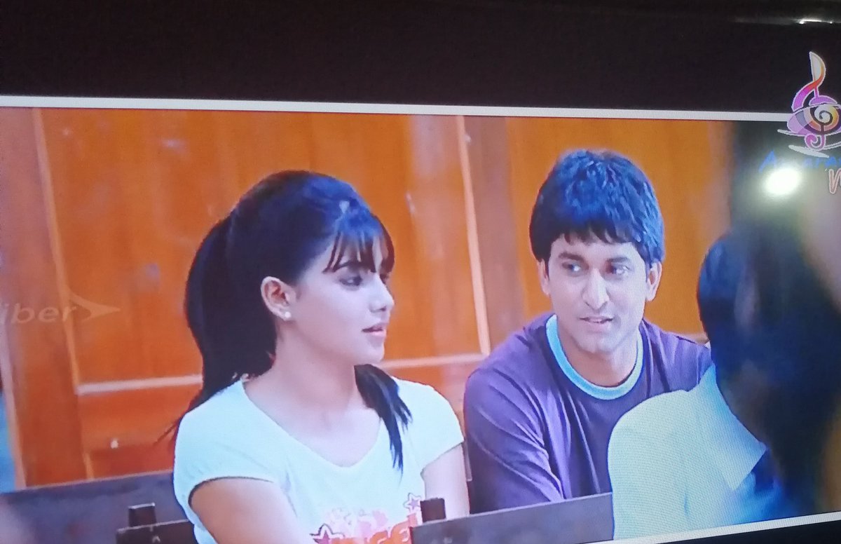 m_ramya__n's tweet photo. Returning to hostel without watching @NameisNani movies..

NEVER.....

#YVM almost watching after 2 years on television screen

#Nani #VarunKrishna #Nithya https://t.co/eQ0c1LEqin