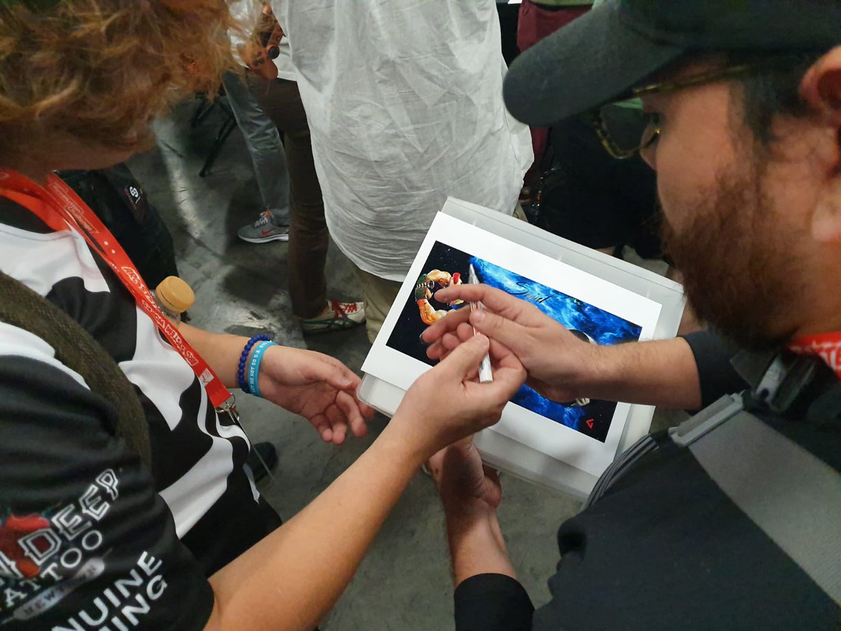 GenuineGamingAU's tweet photo. #EVO2019 was such an amazing experience for all of our #GGFGC family!

Final standings:

#TEKKEN7
@TK_SAINT - 17th (Out of 1899!)
@Deeon_Grey - 49th
@4LCH3M15T - 193rd 
@_FaYd_ - 257th

#SFV
@RumoursAU - 129th
@xaverunsgdlk - 513th

#MK11
@Gilbagz - 129th

#WEAREGENUINE // @EVO https://t.co/K9oE35cWwV