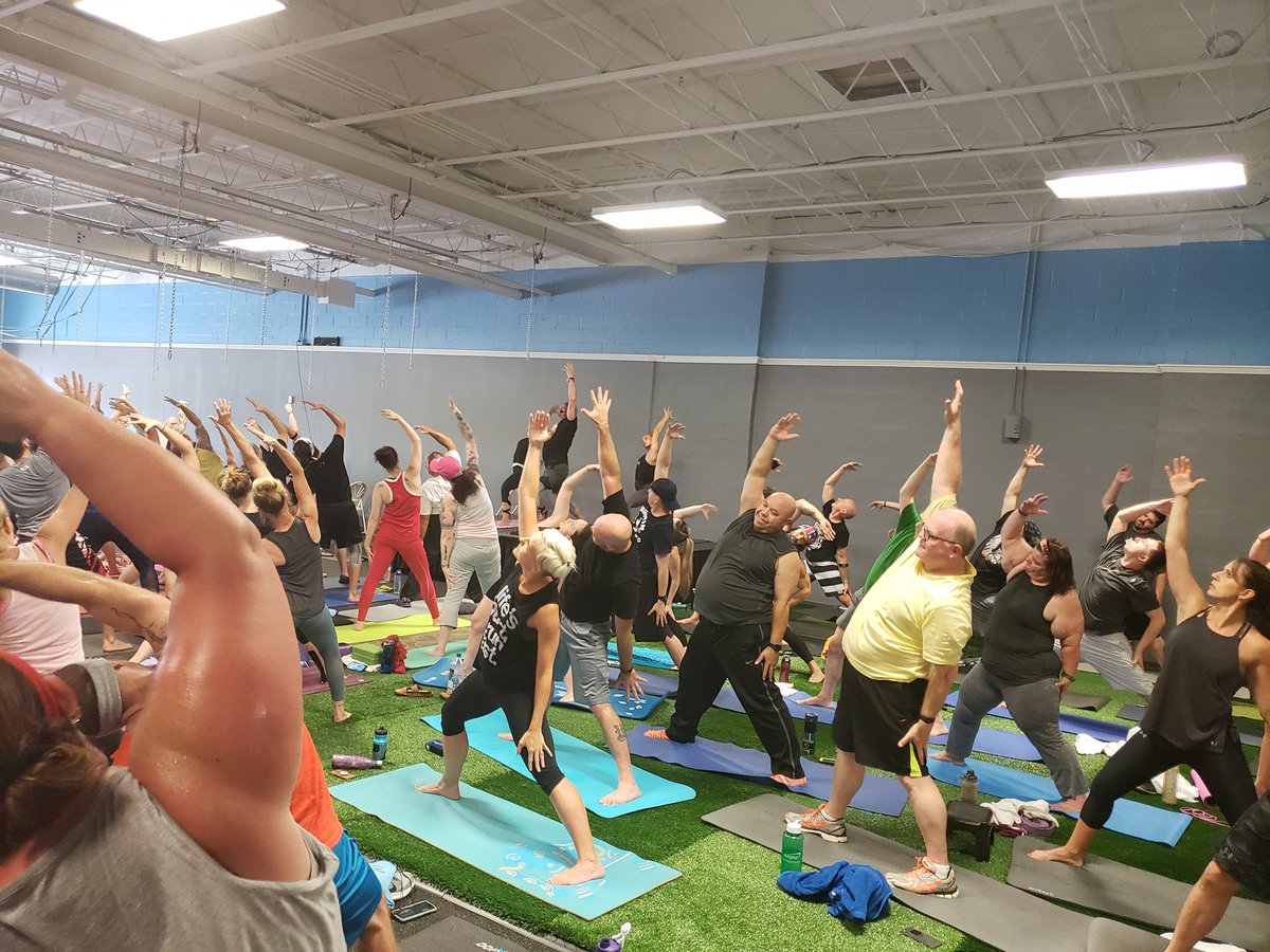 DDPYoga's tweet photo. Jack, glad you could attend our last #DDPY Workshop and you are right, these Pics help perfect your form. Join us in Chicago for our next DDPY Workshop. https://t.co/V2i3GEf2iw
#Repost
#DDPYWorkshop #DDP #DDPY #FitnessGoals #Yoga #WeightLoss #Fitness #Workout #BeUnstoppable https://t.co/flUzAv7LTA