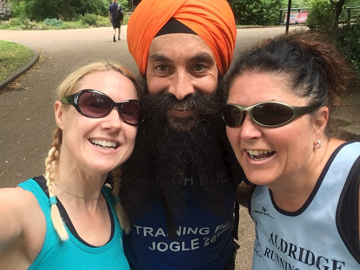 USingh_Bolt's tweet photo. Followed up yesterday's 33 mile ultra with 25 miles today.  Ran to walsall arboretum and did constant loops. Had lots of company for the 5.5 hrs I ran. Thanks to all of you esp @aldridgerunning friends. Good weekend of running. Confidence is better now 4 @#usinghsjogle. https://t.co/MjHhhDi7dc