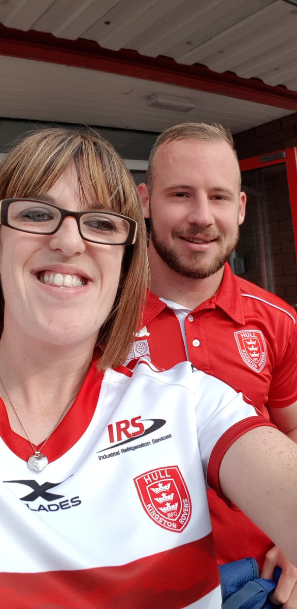EmmaHoufe's tweet photo. Well done today proud of you and the boys #TeamQuinlan #HullKR
❤⚪🏈 @Aquinlan92 https://t.co/1Njk2wfebY