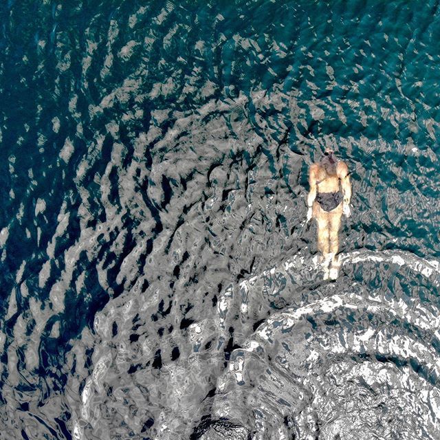 ECampbellPhoto's tweet photo. Serene swimming scene in #Seabright #NovaScotia 🏊🏽‍♀️@kc0426 #djimavicair @djiglobal @dji_official @mavic.footage #dronephotography #djicanada #wildlycreative #canadiancreatives @offbeat_photo https://t.co/zhLd9ehCWJ https://t.co/8p35YNgUdF