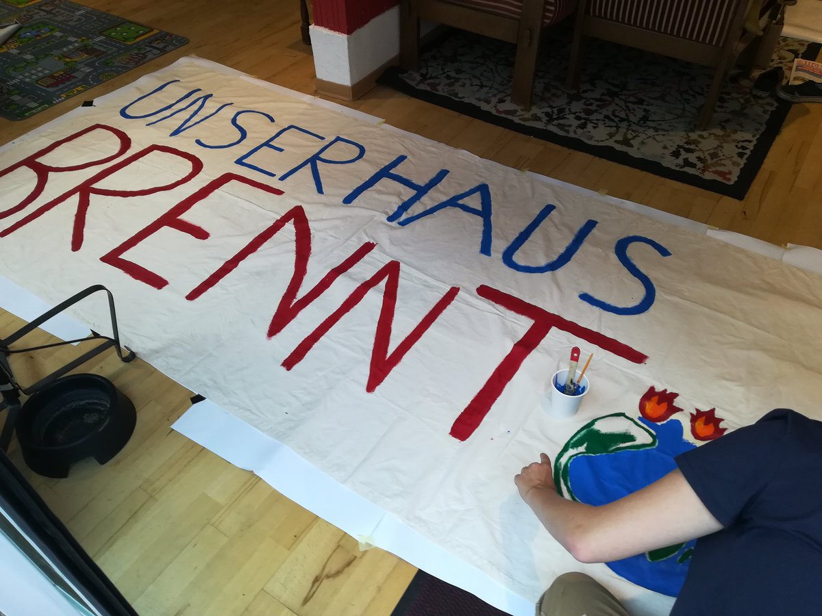 Fridays For Future Erfurt Banner Basteln Fur Unseren Fridaysforfuture Erfurt Zentralstreik Am 27 September Die Vorbereitungen Laufen Auf Hochtouren T Co M8jud9j9zx