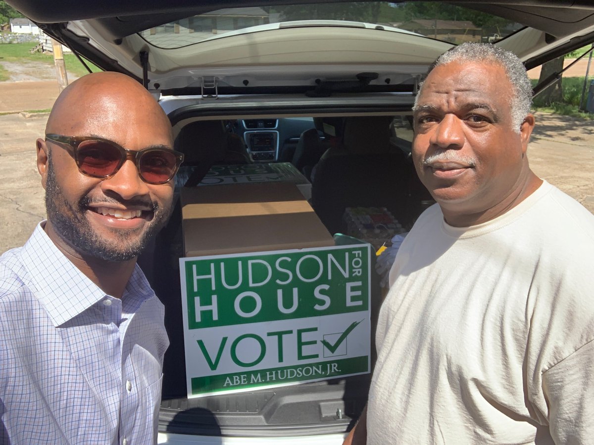 AbeMHudsonJr's tweet photo. This campaign is a team effort! I thank everyone who's contributed in some way and I especially want to shout of those who've allowed me to put campaign signs in their yard! Your support means so much! #HudsonForHouse #TogetherWeWill https://t.co/4Xdk69Y2RE