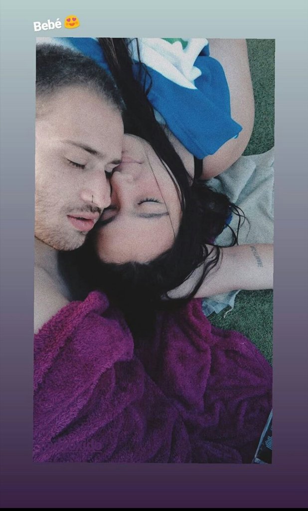 scifreb's tweet photo. Además apreciar lo bonitos que somos :
😍😍😍😍
@dyoxide https://t.co/Wmlzsws1sl