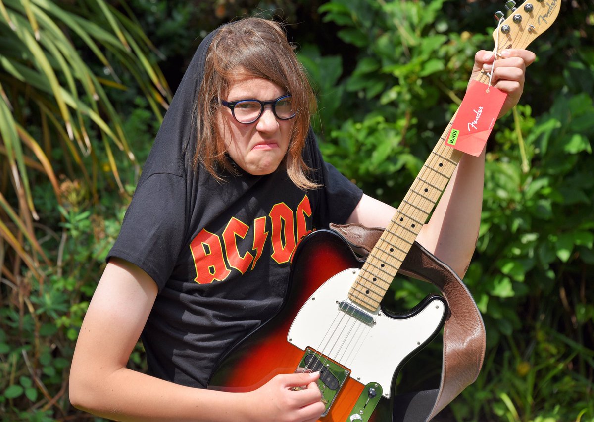 lorybeat's tweet photo. So my 12yo is the Great Cornholio!
He passed his grade 8 guitar exam with DISTINCTION! ... and he is already grade 8 bass guitar! Oh yeah! 🎶🤟🏻🎸🎸 @trinity_rock @seantrelford #fendertelecaster #grade8musicexam #lovemusic #trinityrock #beavisandbutthead https://t.co/c1h7RRLj4i
