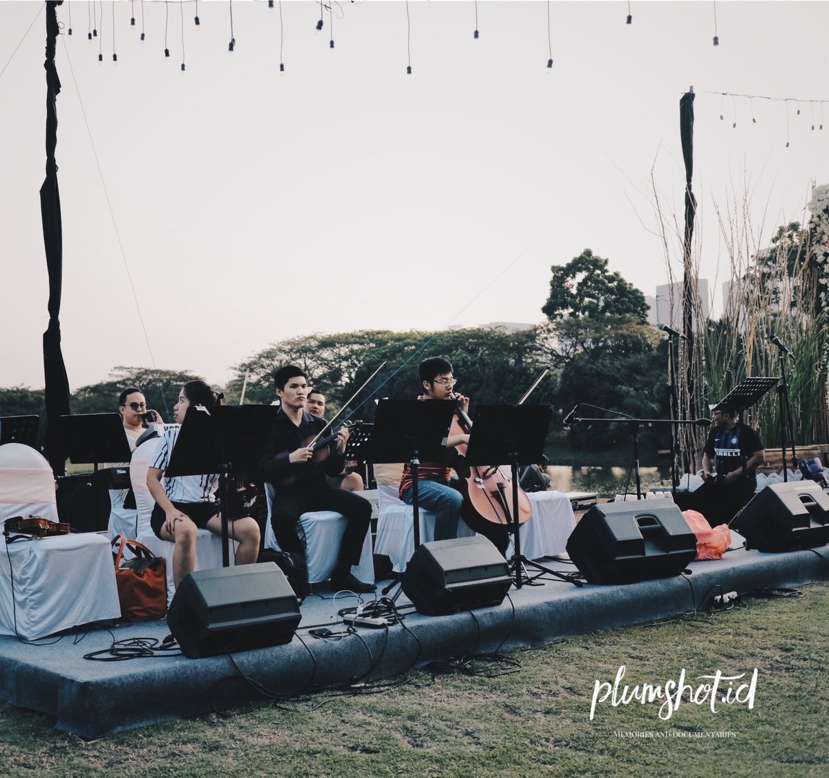 plumshot's tweet photo. Capture your every moments and make it be a good things to remember with us #fotosurabaya #fotografersurabaya #photographerfreelancersurabaya https://t.co/opTWdaPKDi