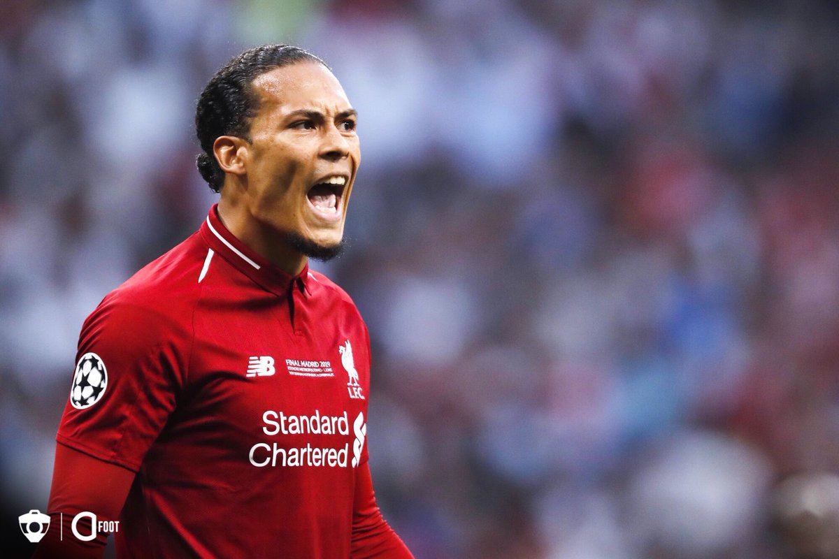 ActuFoot_'s tweet photo. Dribblé par Gabriel Jesus lors du Community Shield, Virgil van Dijk s'est fait dribbler pour la première fois depuis mars 2018, soit 65 matches. (@OptaJoe) https://t.co/RUggOT56ox