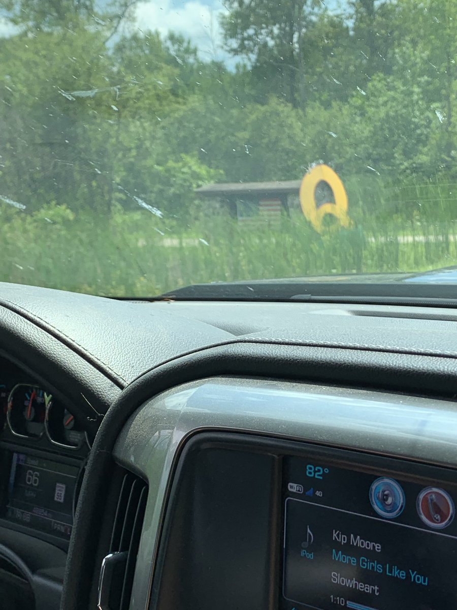 crystalmeachem3's tweet photo. Northern Mi loves Q ♥️🙌🏼✌🏼🇺🇸💥#wwg1wga #Qanon #Halemi #puremichigan https://t.co/fa2XhPC497