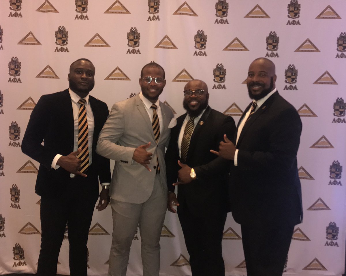 mrduffyyy's tweet photo. Spent the weekend as my region’s
Asst. Associate Dean of Campus Ops.

Thank you to the @AlphaMidwestLDI staff for allowing my chapter (@APHIAZD) to host the Midwest Region! 06 to the good Bruhs🤙🏾❄️ https://t.co/c8vboxfI3B