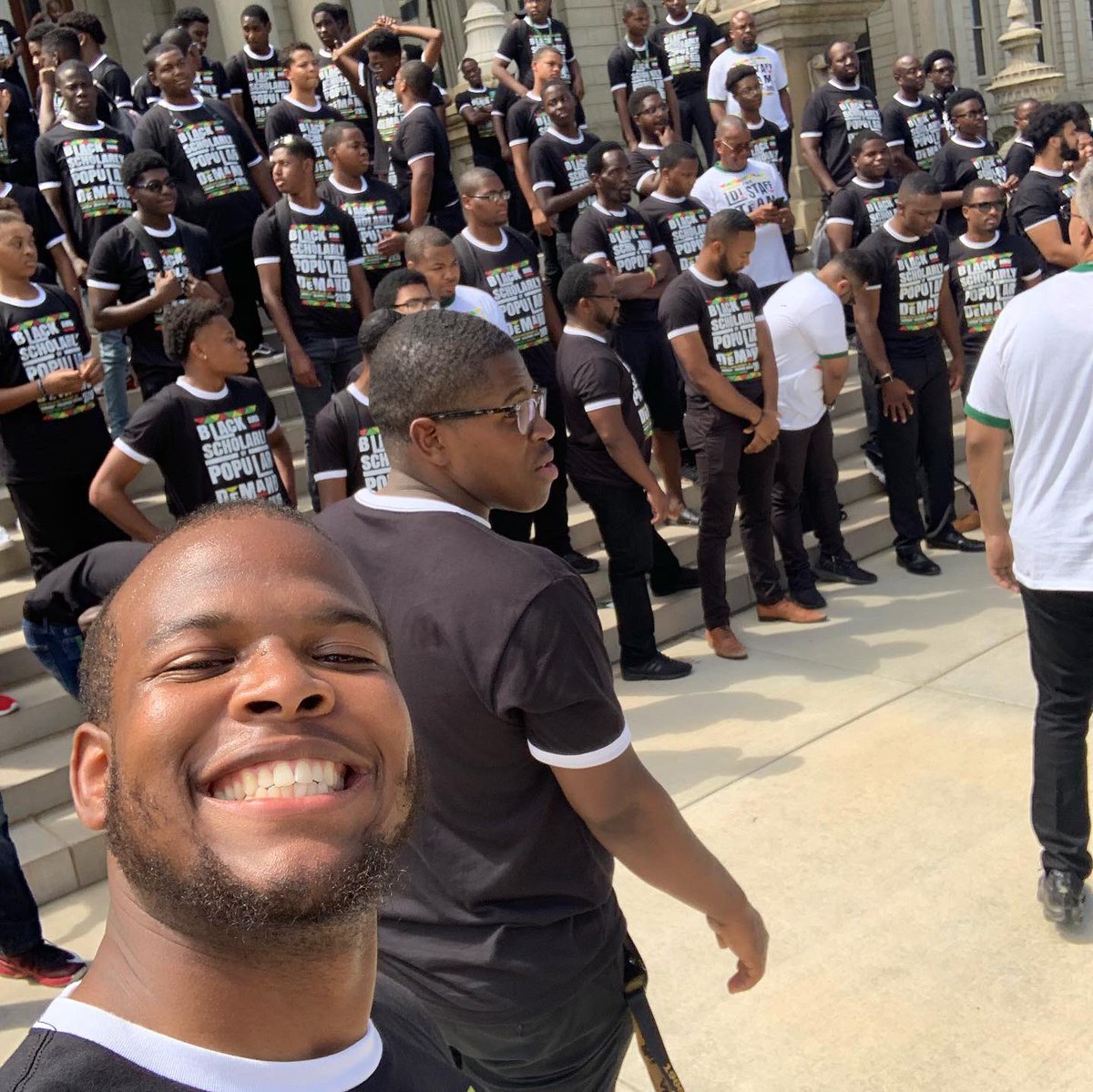 mrduffyyy's tweet photo. Spent the weekend as my region’s
Asst. Associate Dean of Campus Ops.

Thank you to the @AlphaMidwestLDI staff for allowing my chapter (@APHIAZD) to host the Midwest Region! 06 to the good Bruhs🤙🏾❄️ https://t.co/c8vboxfI3B