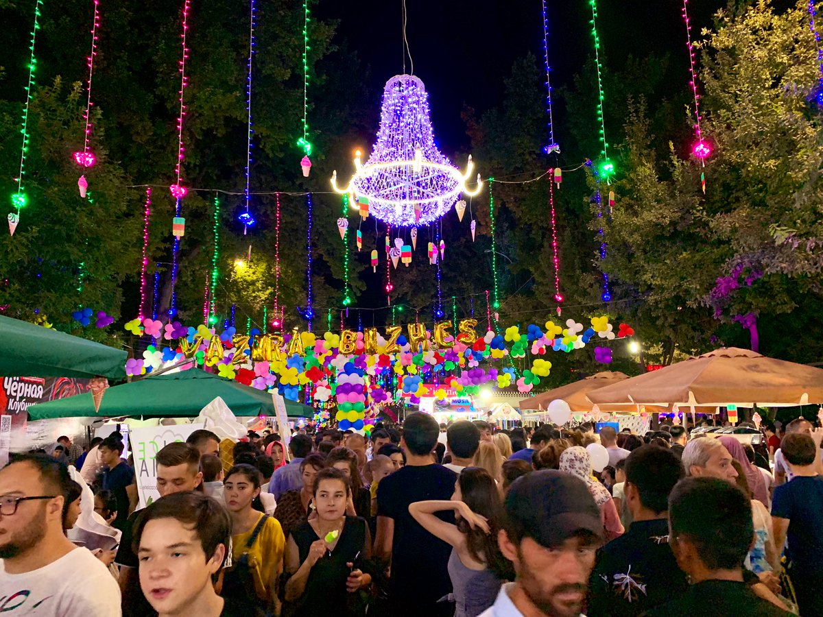 vinnynagaraj's tweet photo. A few weeks ago I interviewed #Nikitamakarenko, who wrote a great @gazeta_uz story on how #Tashkent’s Broadway used to be dead, with no people and lots of 👮 Fast fwd: I’m tweeting this from #muzzaday (the ice cream festival) on Broadway - “Elbow room only” is an understatement! https://t.co/aVE7j7qGjP