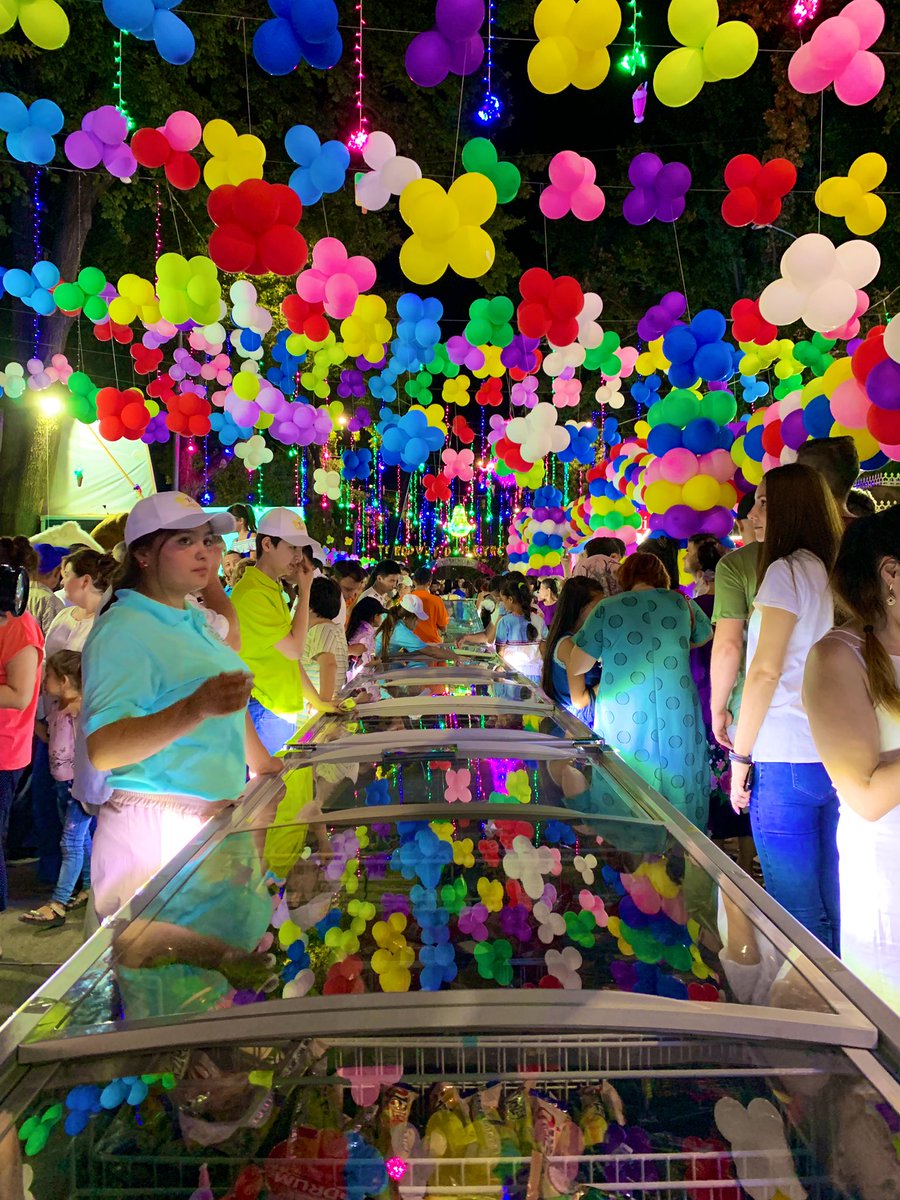vinnynagaraj's tweet photo. A few weeks ago I interviewed #Nikitamakarenko, who wrote a great @gazeta_uz story on how #Tashkent’s Broadway used to be dead, with no people and lots of 👮 Fast fwd: I’m tweeting this from #muzzaday (the ice cream festival) on Broadway - “Elbow room only” is an understatement! https://t.co/aVE7j7qGjP