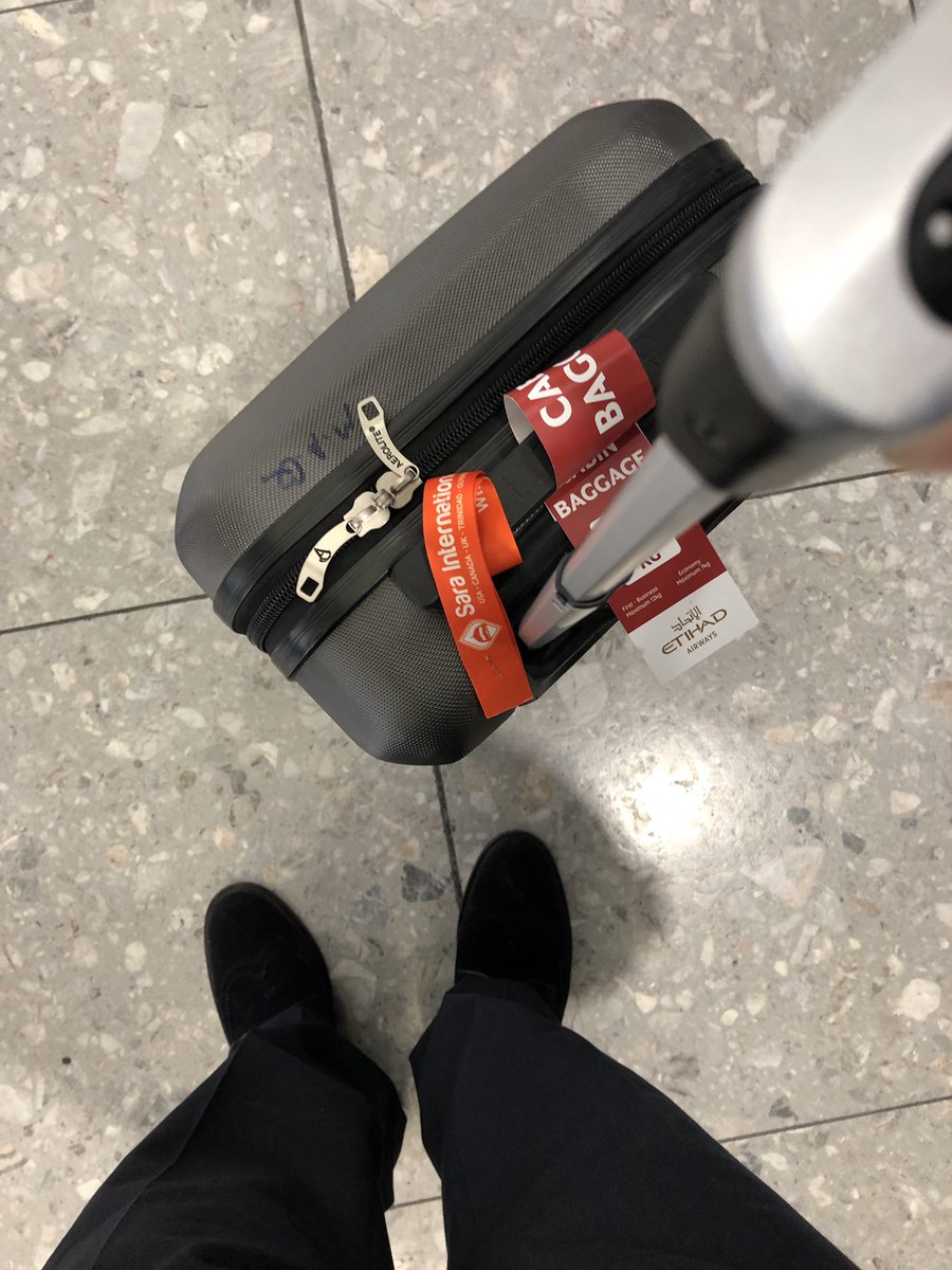 MuhammadAbdulQ's tweet photo. So it begins In’sha’Allah #Hajj2019 #EssentialIslam #SaraInternational https://t.co/yQncOtIBRq